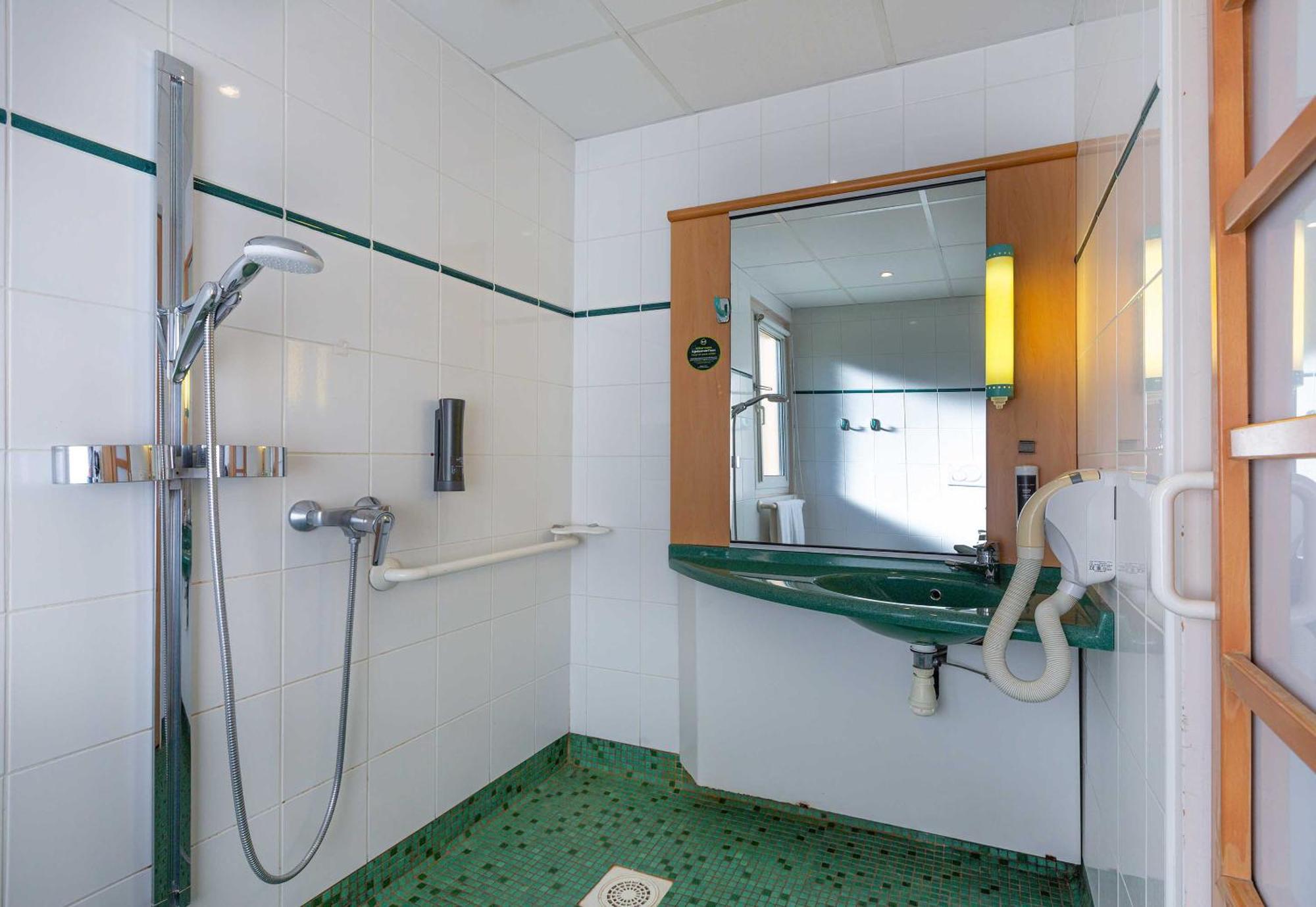 B&B Hotel Blois Nord Vallee Maillard Exterior foto